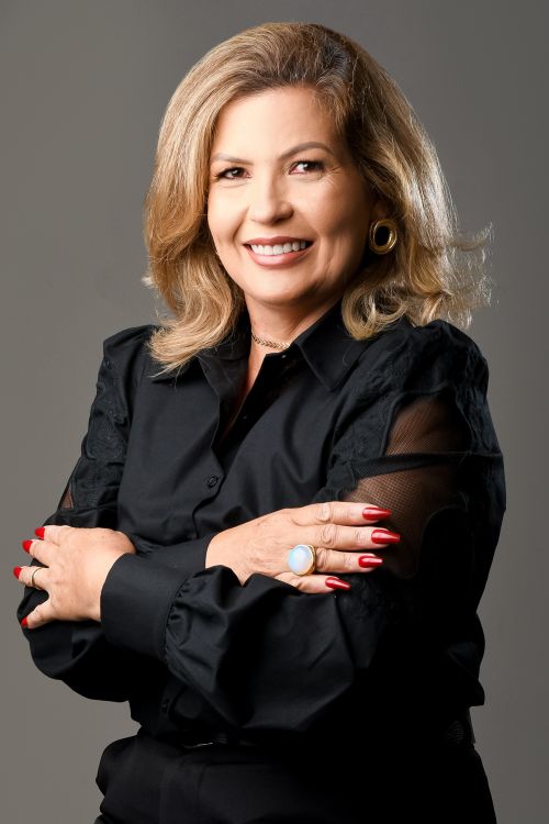 VICENTE MARTINS RODRIGUES & SIMONE RAASCH