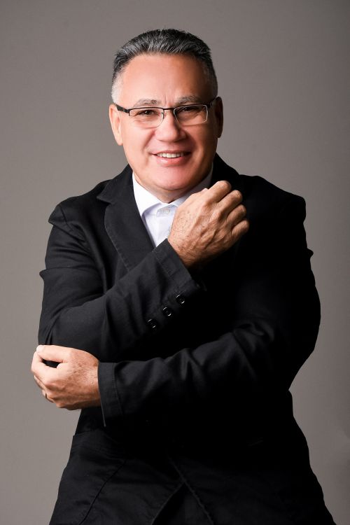 VICENTE MARTINS RODRIGUES & SIMONE RAASCH